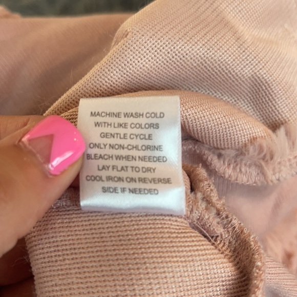 Crew neck pullover Rosy Pink Plush Sweater - Picture 12 of 12